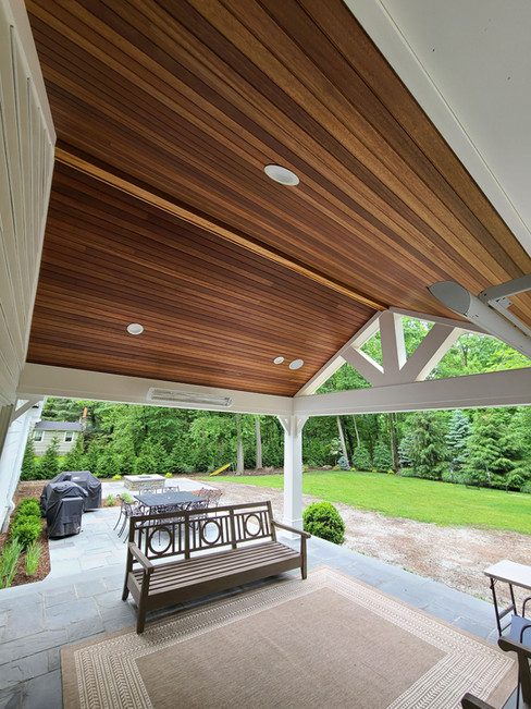 Refinish Outdoor Wood Furniture